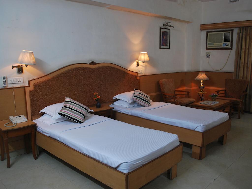 Hotel Atithi Aurangabad  Pokój zdjęcie